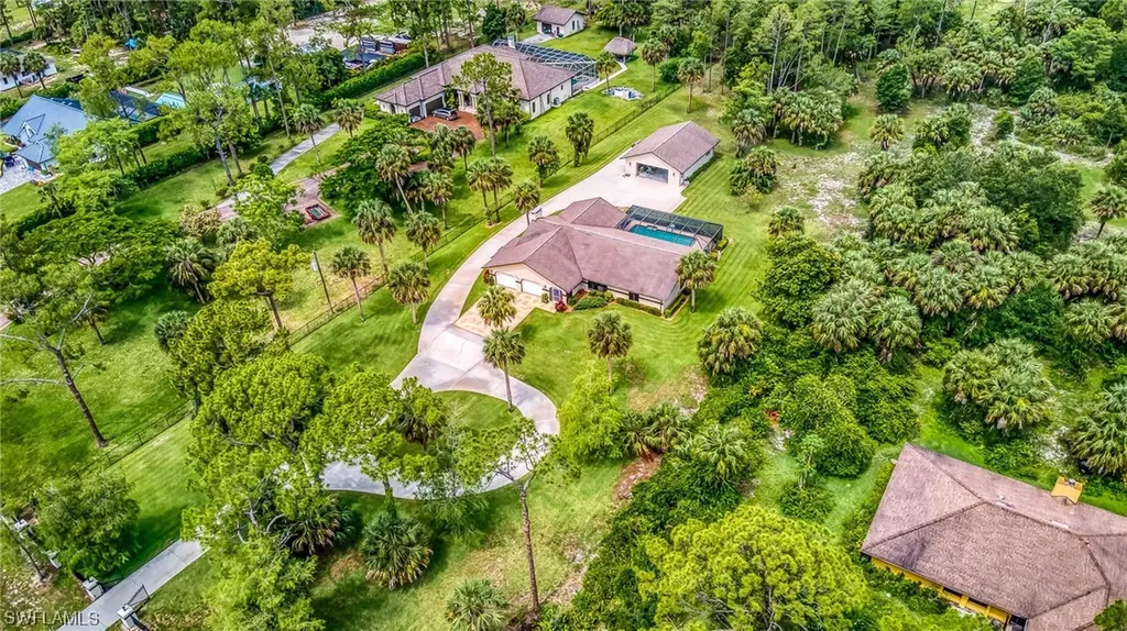 1381 29th Street SW Naples FL 34117