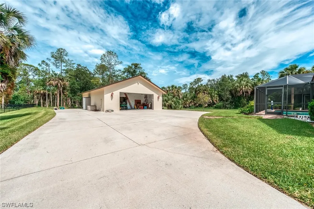 1381 29th Street SW Naples FL 34117