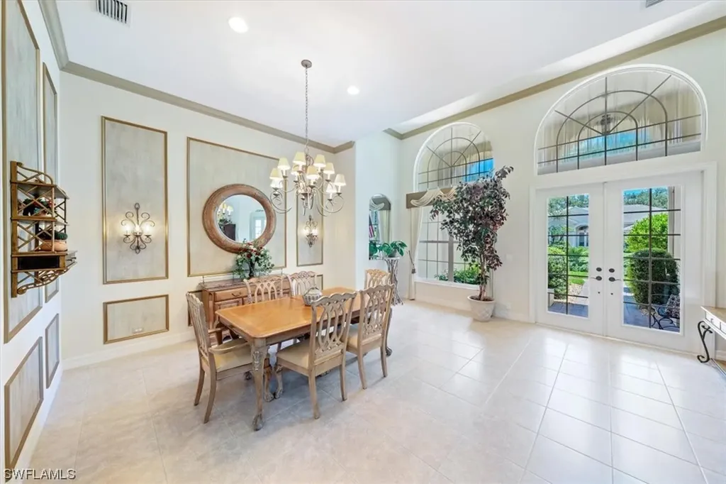 521 Wedgewood Way Naples FL 34119