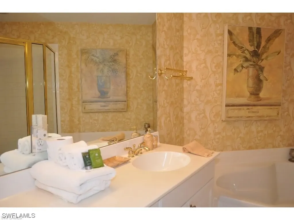 2125 Arielle Drive Naples FL 34109