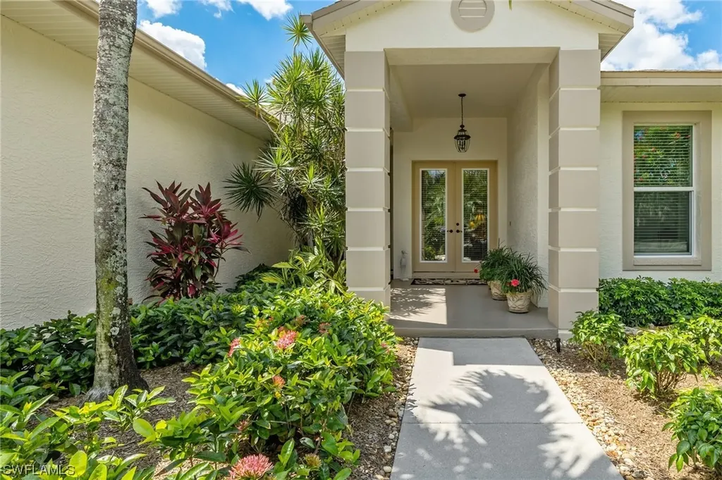 42 Heritage Way Naples FL 34110