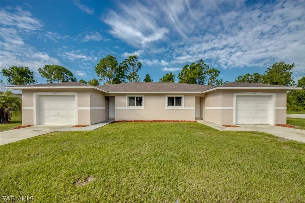 4549-4551 30th Street SW Lehigh Acres FL 33973