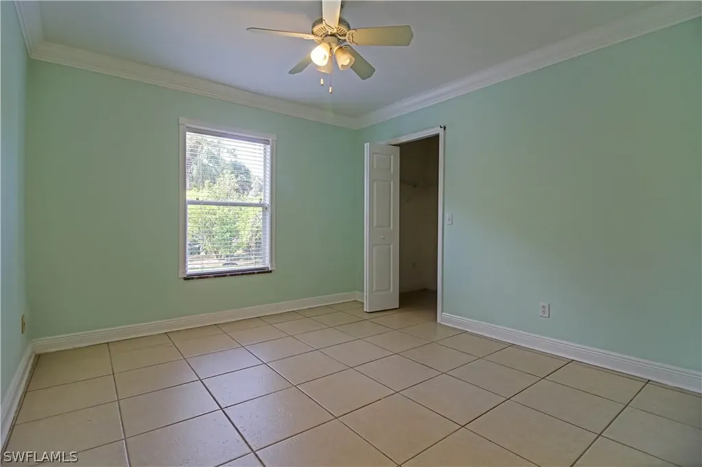 670 20th Avenue NE Naples FL 34120
