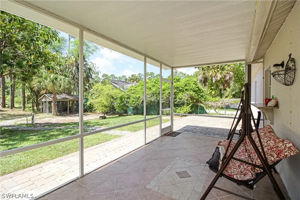 670 20th Avenue NE Naples FL 34120
