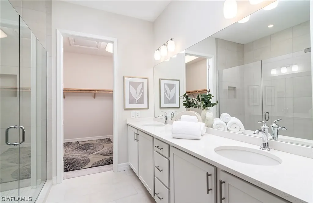 233 Indies Drive East Naples FL 34114