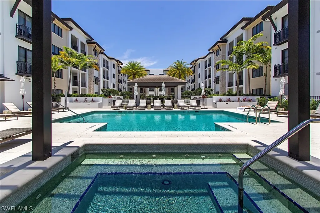 1135 3rd Avenue S Naples FL 34102