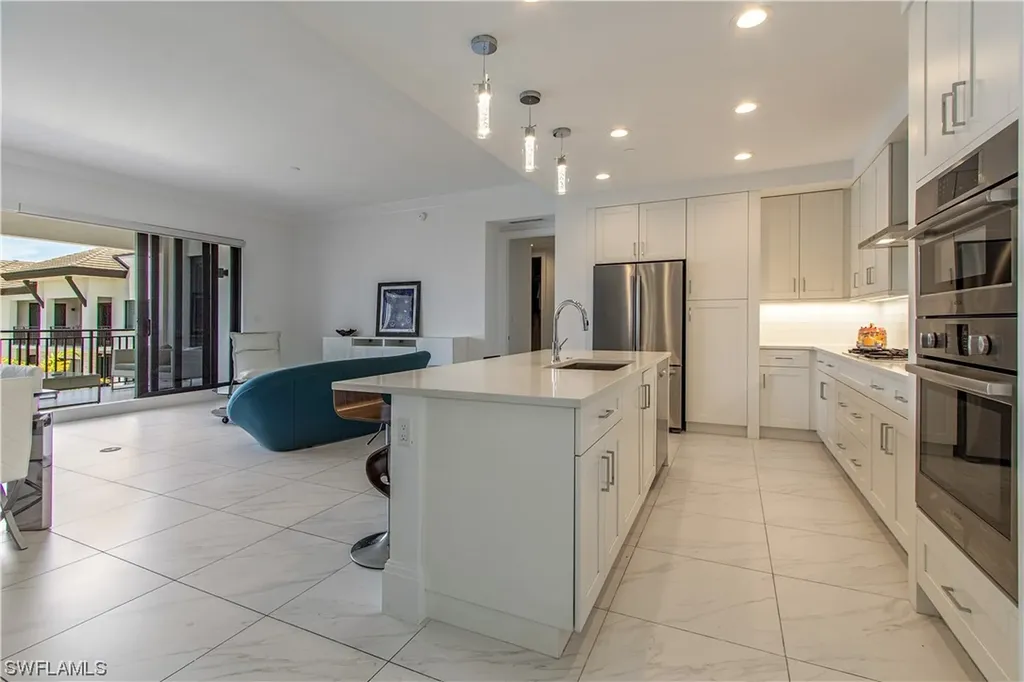 1135 3rd Avenue S Naples FL 34102