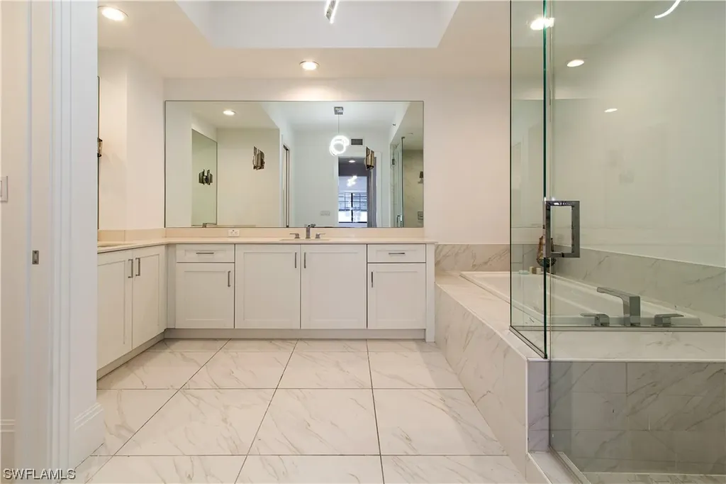 1135 3rd Avenue S Naples FL 34102