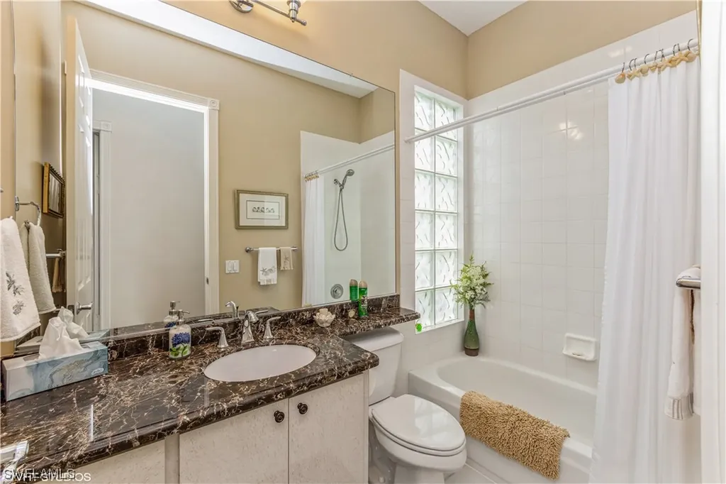 3213 Benicia Court Naples FL 34109