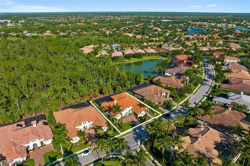 7776 Classics Drive Naples FL 34113
