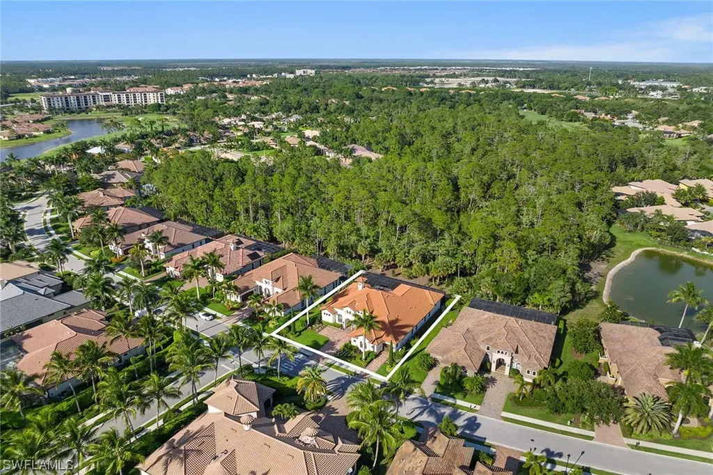 7776 Classics Drive Naples FL 34113