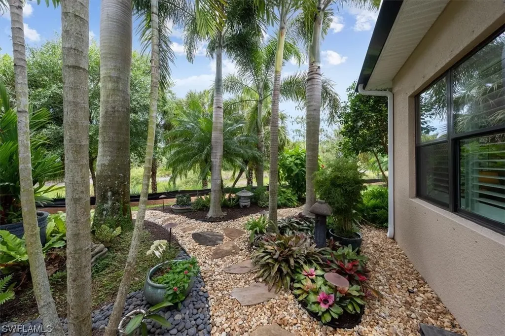 1558 Serrano Circle Naples FL 34105