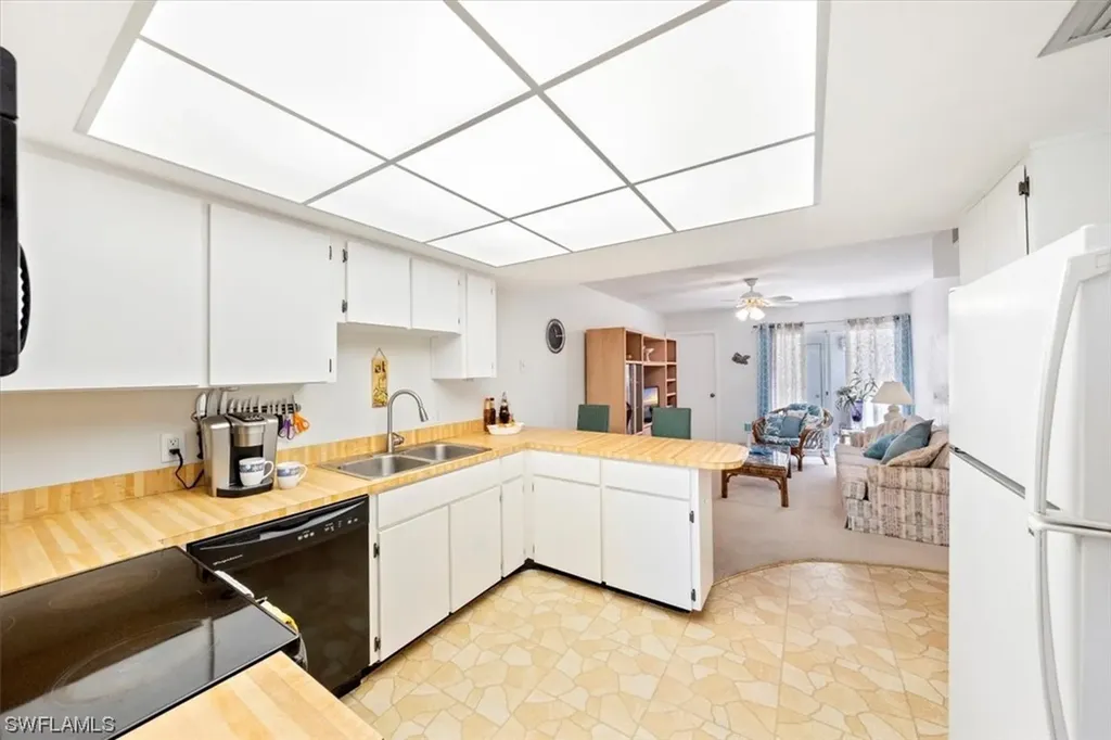 486 Bristle Cone Lane Naples FL 34113