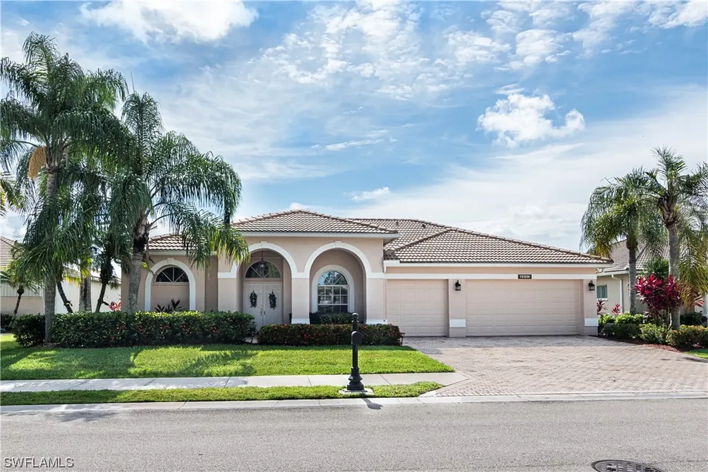 3602 Cedar Hammock Court Naples FL 34112