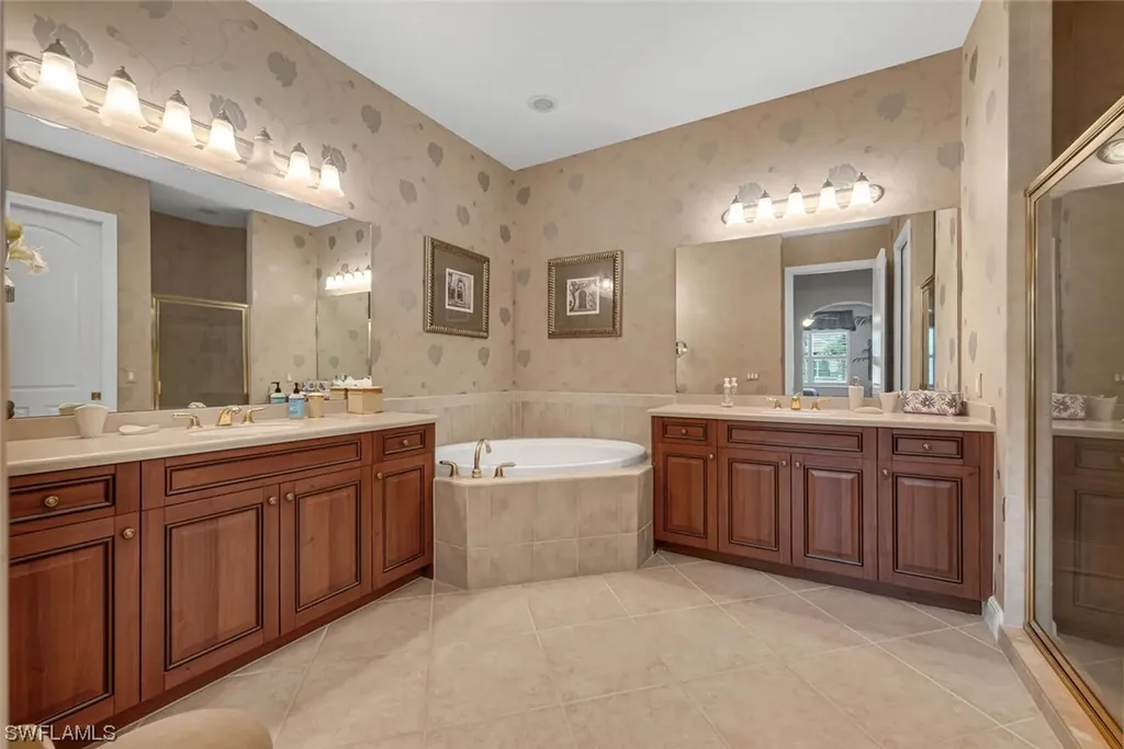 6135 Montelena Circle Naples FL 34119