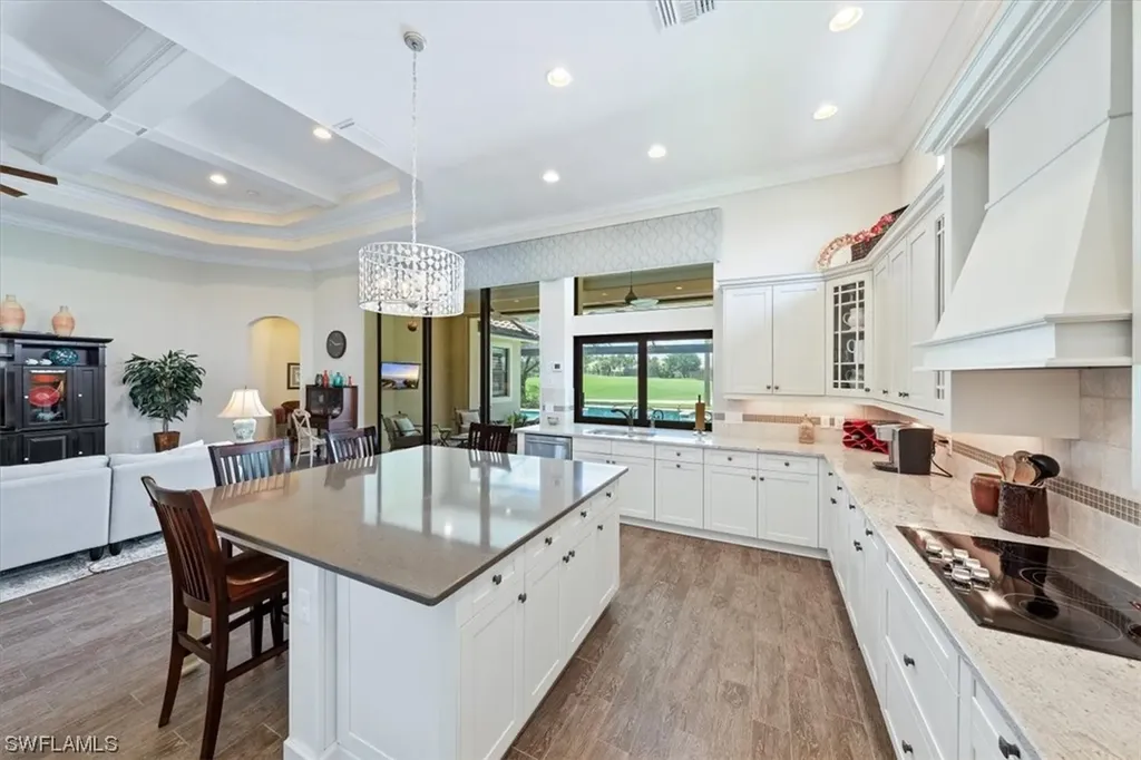 11925 Heather Woods Court Naples FL 34120