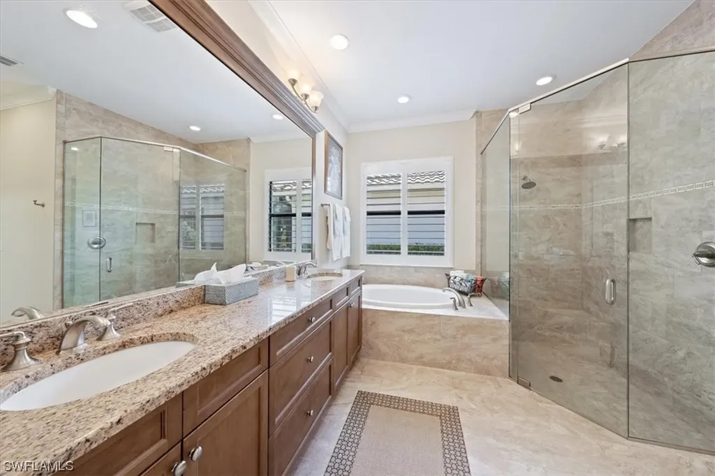 11925 Heather Woods Court Naples FL 34120