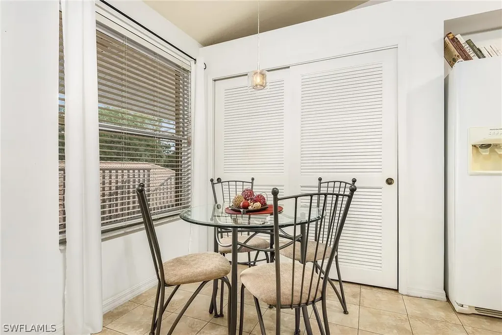 1080 Manor Lake Drive Naples FL 34110