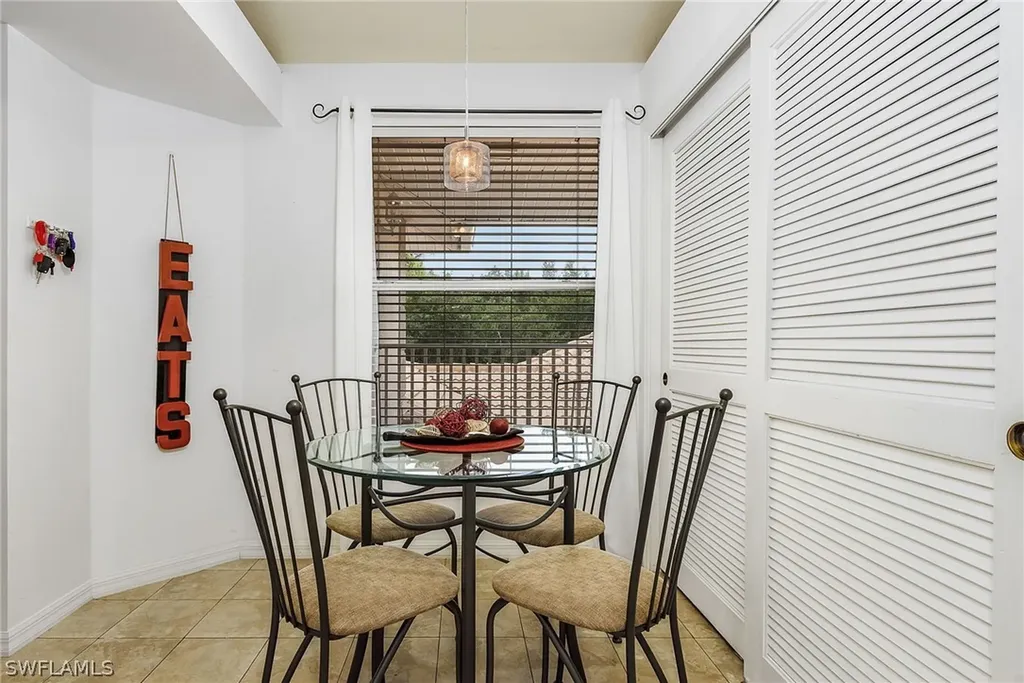 1080 Manor Lake Drive Naples FL 34110