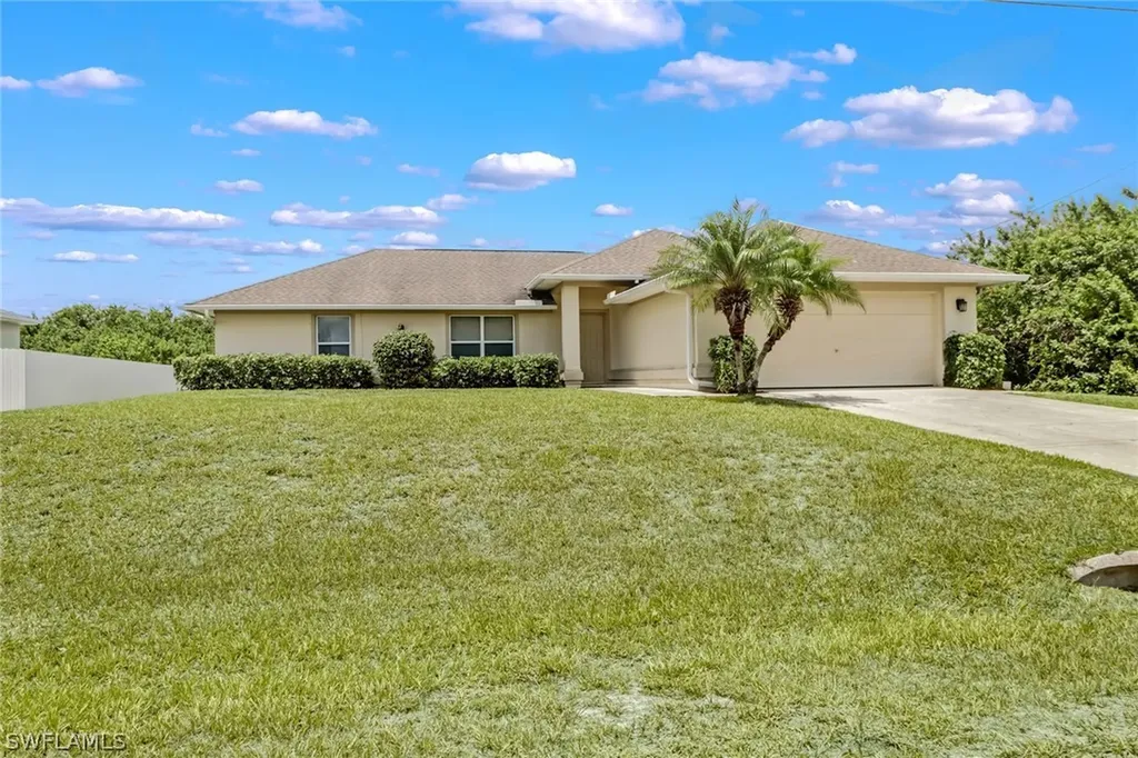 3014 41st Street SW Lehigh Acres FL 33976