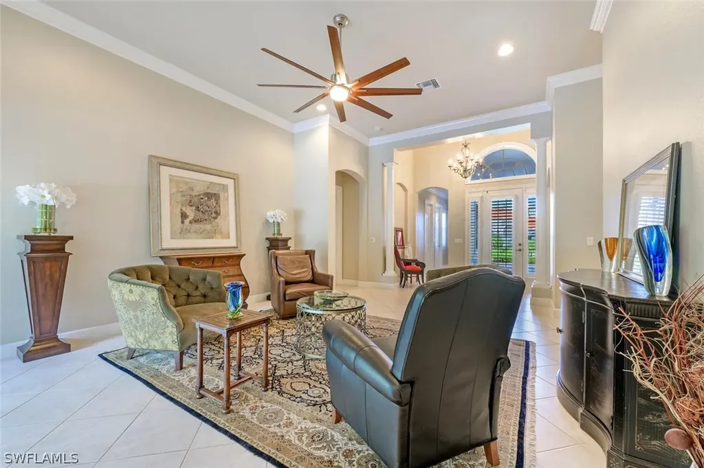 16080 Parque Lane Naples FL 34110