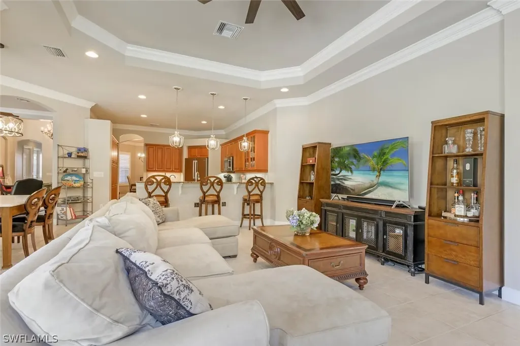16080 Parque Lane Naples FL 34110