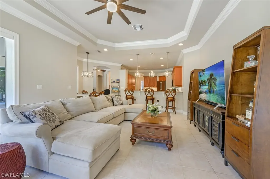 16080 Parque Lane Naples FL 34110