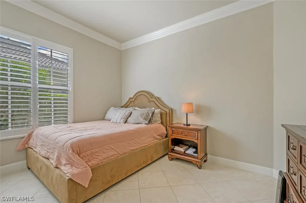 16080 Parque Lane Naples FL 34110