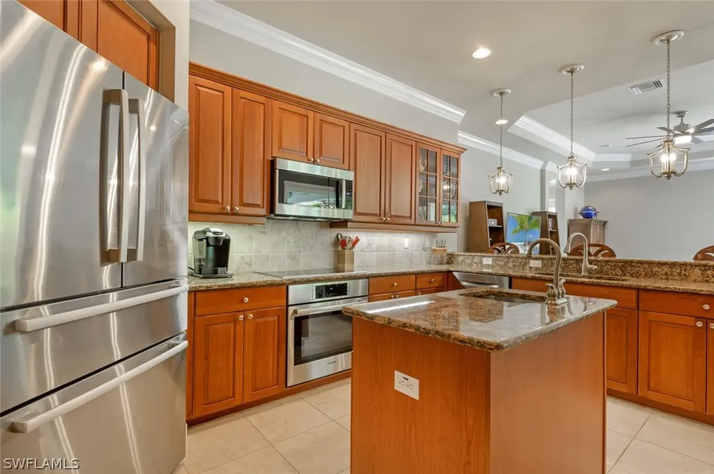 16080 Parque Lane Naples FL 34110