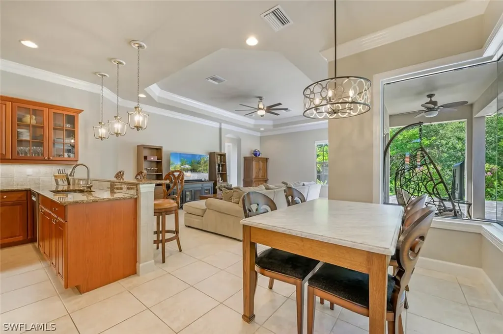 16080 Parque Lane Naples FL 34110