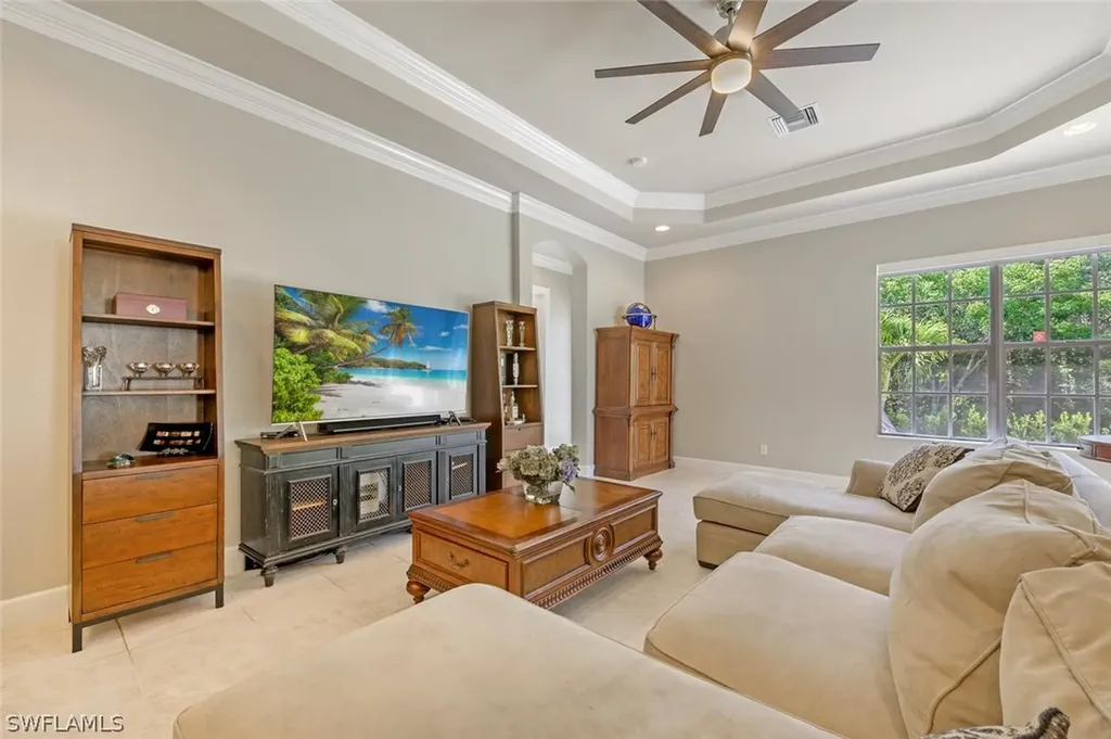 16080 Parque Lane Naples FL 34110