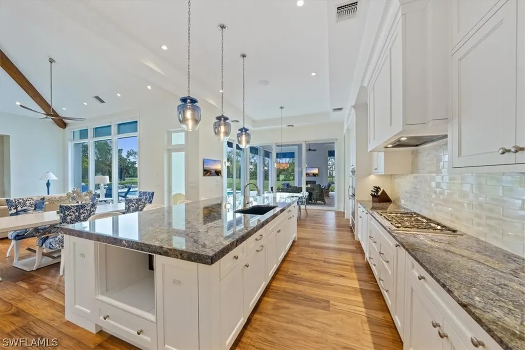 5037 Groveland Terrace Naples FL 34119
