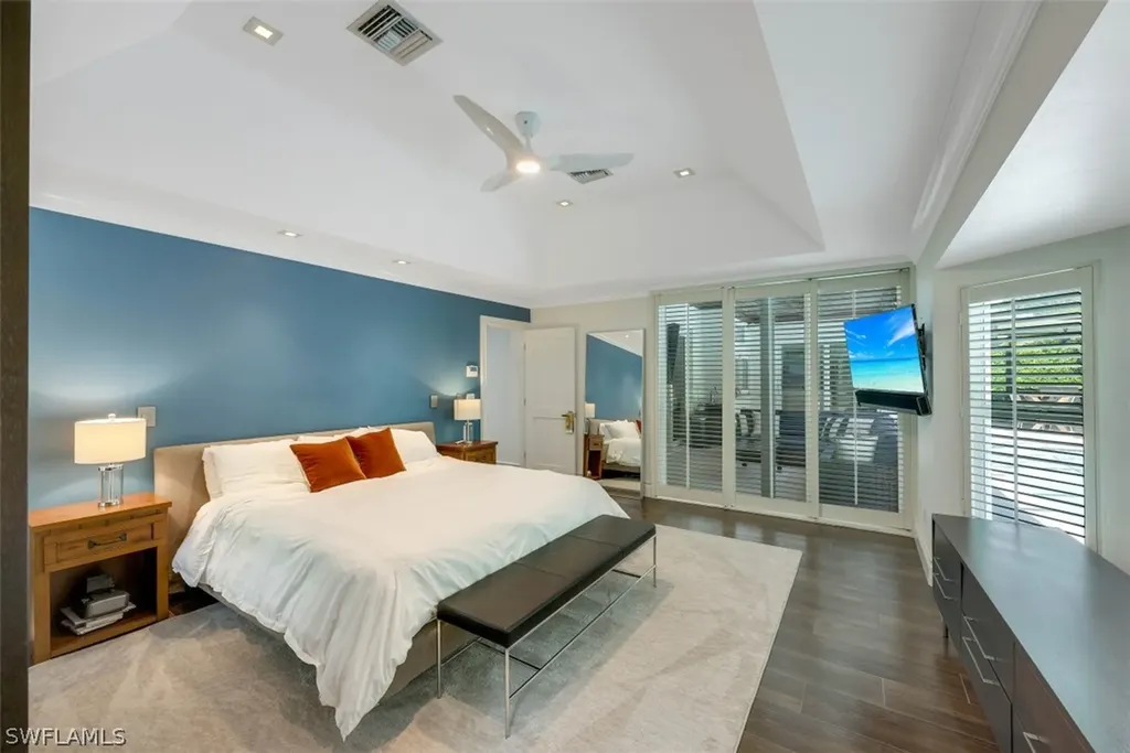2070 Mission Drive Naples FL 34109