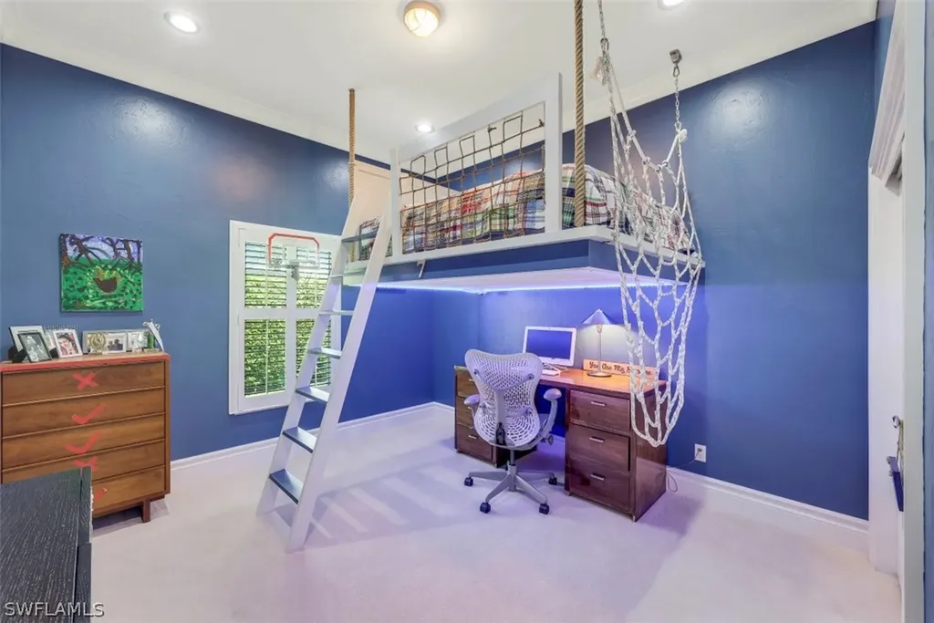 2070 Mission Drive Naples FL 34109