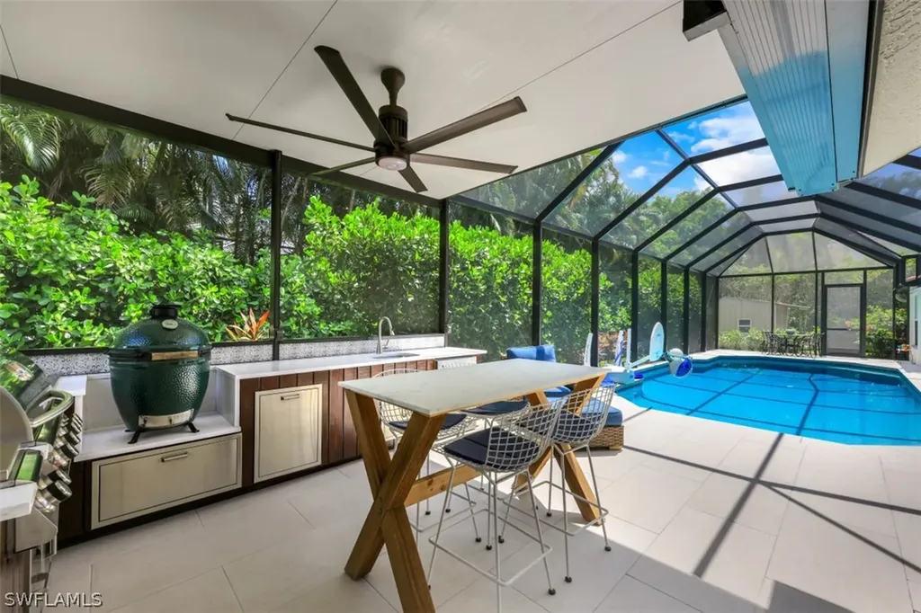 2070 Mission Drive Naples FL 34109