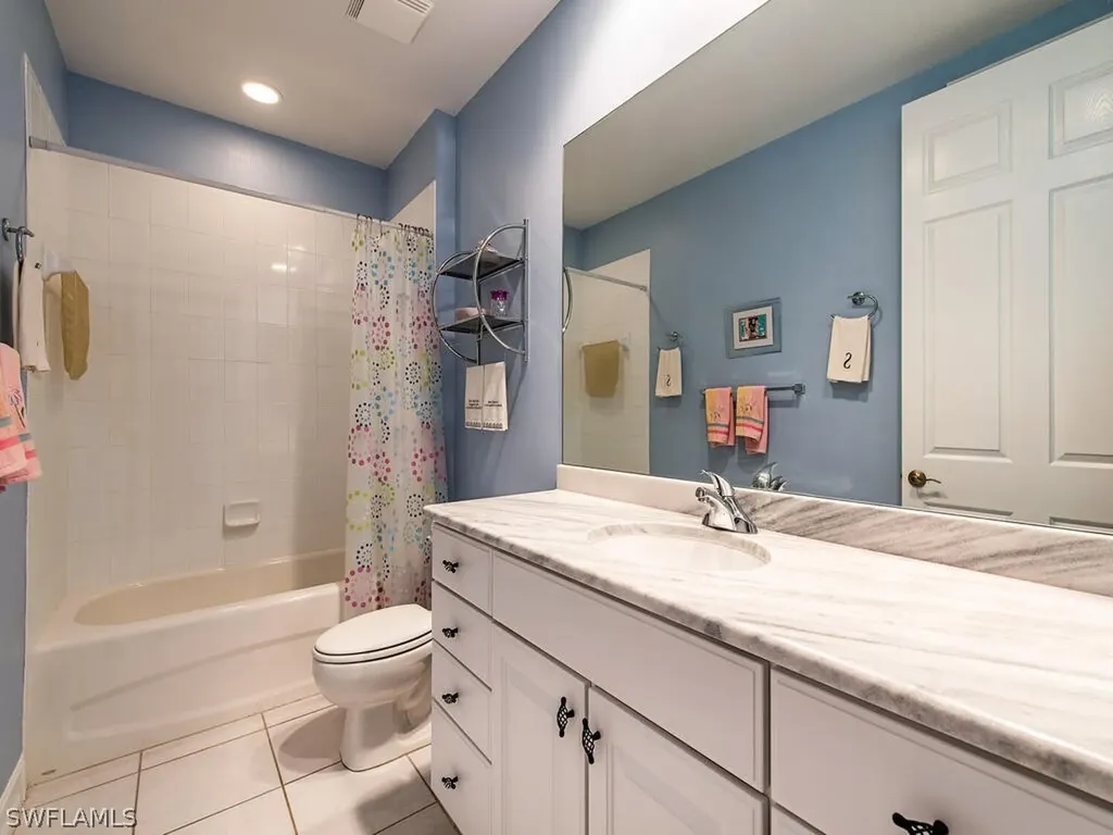 5994 Trophy Drive Naples FL 34110