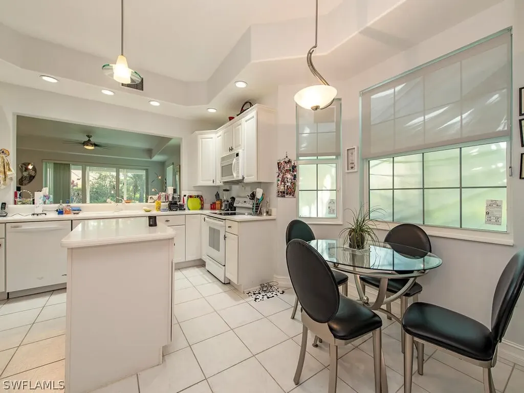 5994 Trophy Drive Naples FL 34110