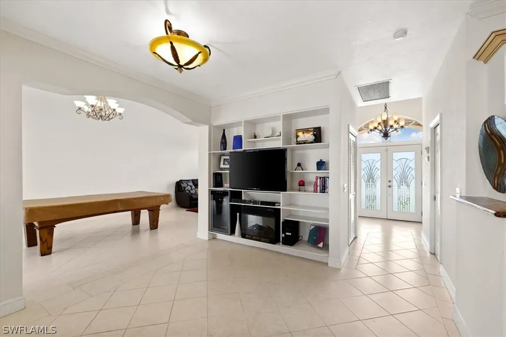 918 S Joy Circle Marco Island FL 34145