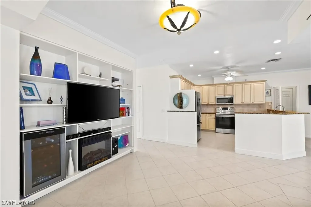 918 S Joy Circle Marco Island FL 34145