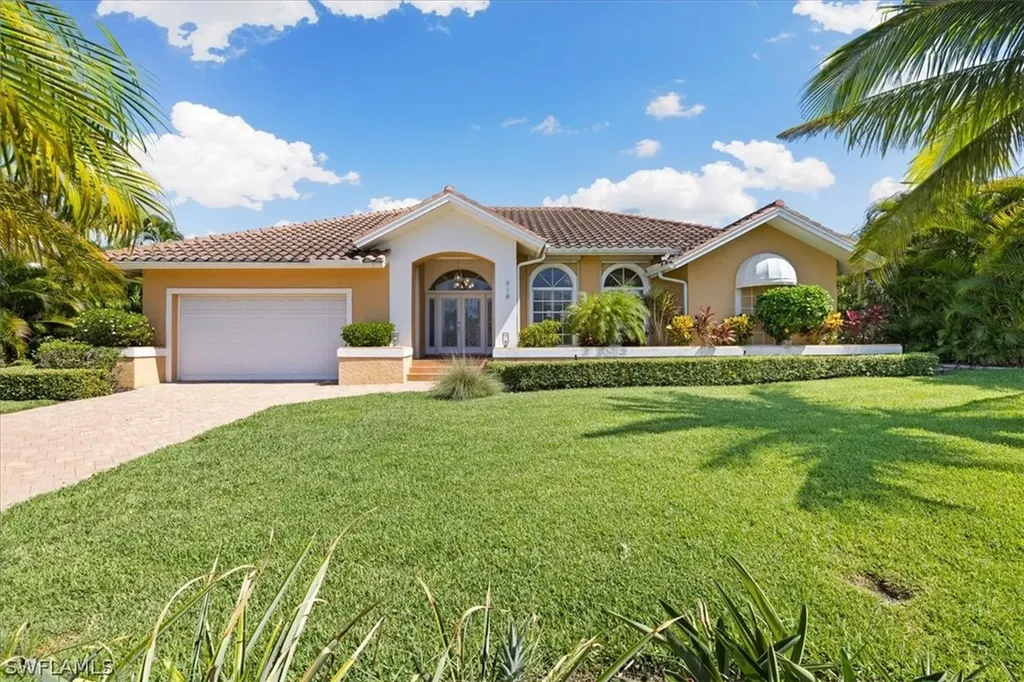 918 S Joy Circle Marco Island FL 34145