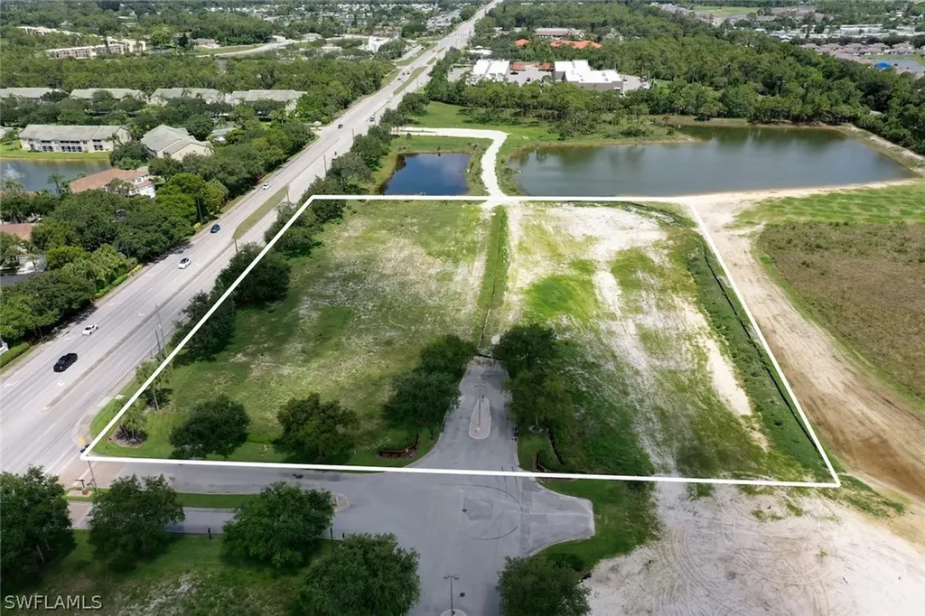 Bernwood Business Park Bonita Springs FL 34135