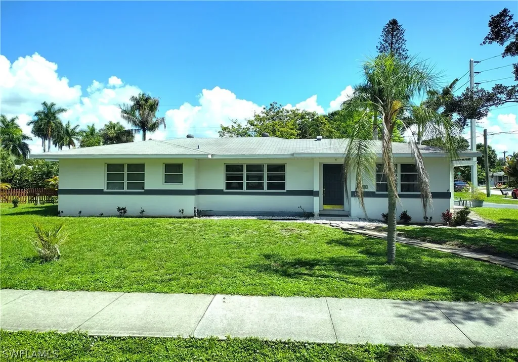 1573 Maravilla Avenue Fort Myers FL 33901