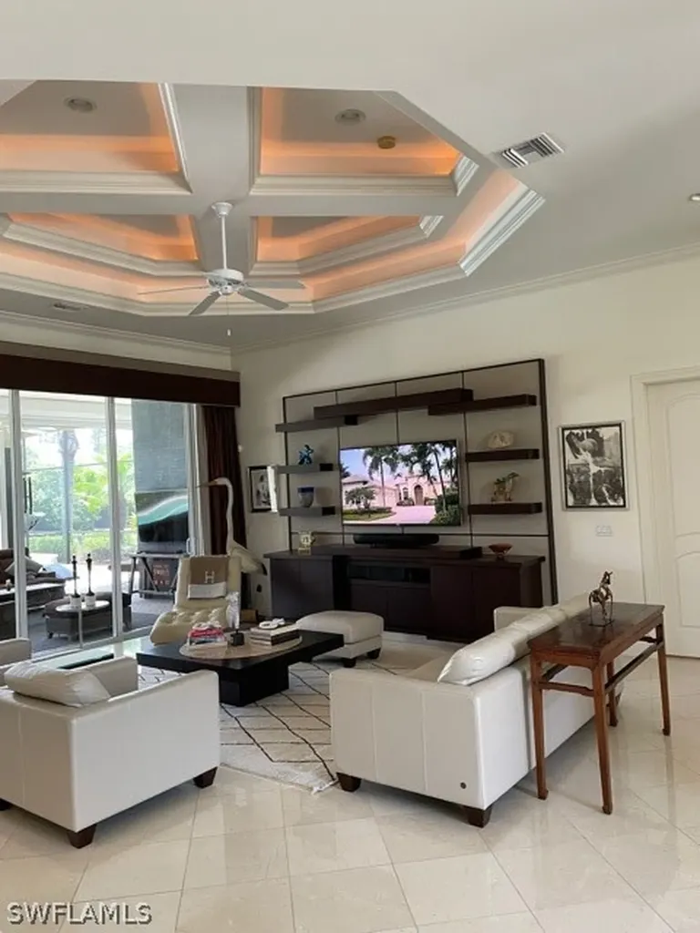 5812 Bromelia Court Naples FL 34119