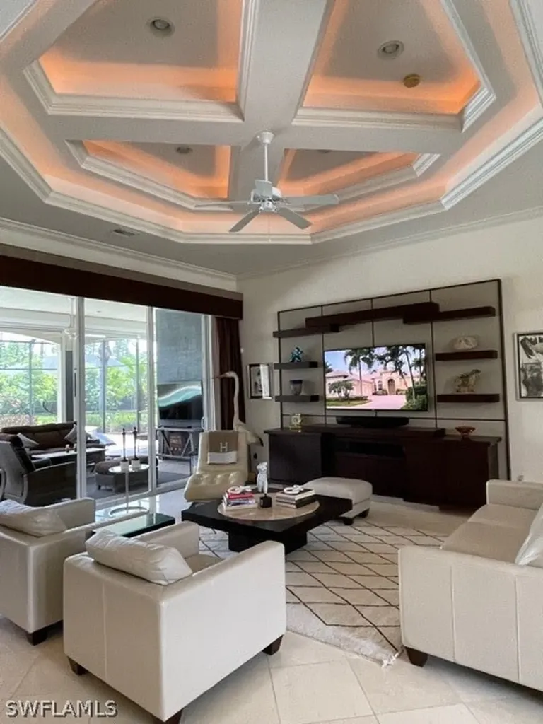 5812 Bromelia Court Naples FL 34119