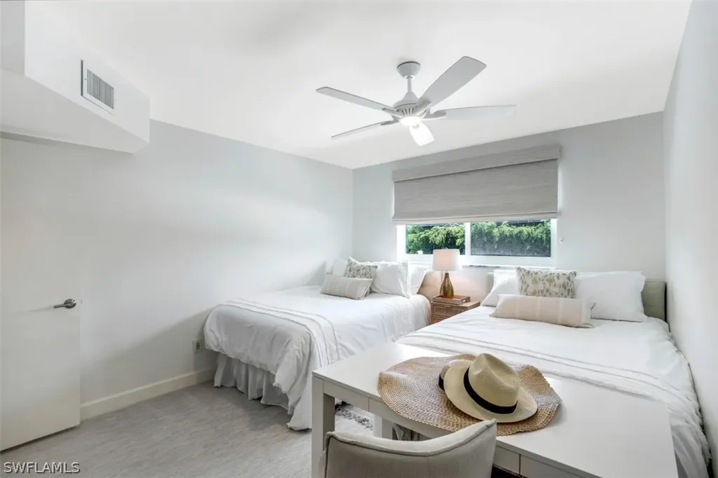 262 Banyan Boulevard Naples FL 34102