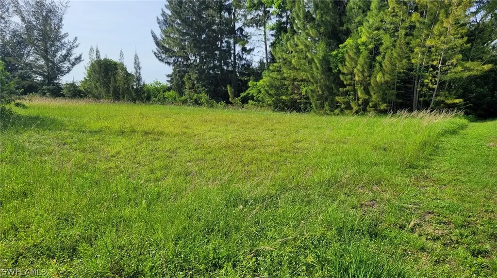 420 NE 20th Street Cape Coral FL 33909