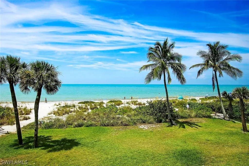 2445 W Gulf Drive Sanibel FL 33957