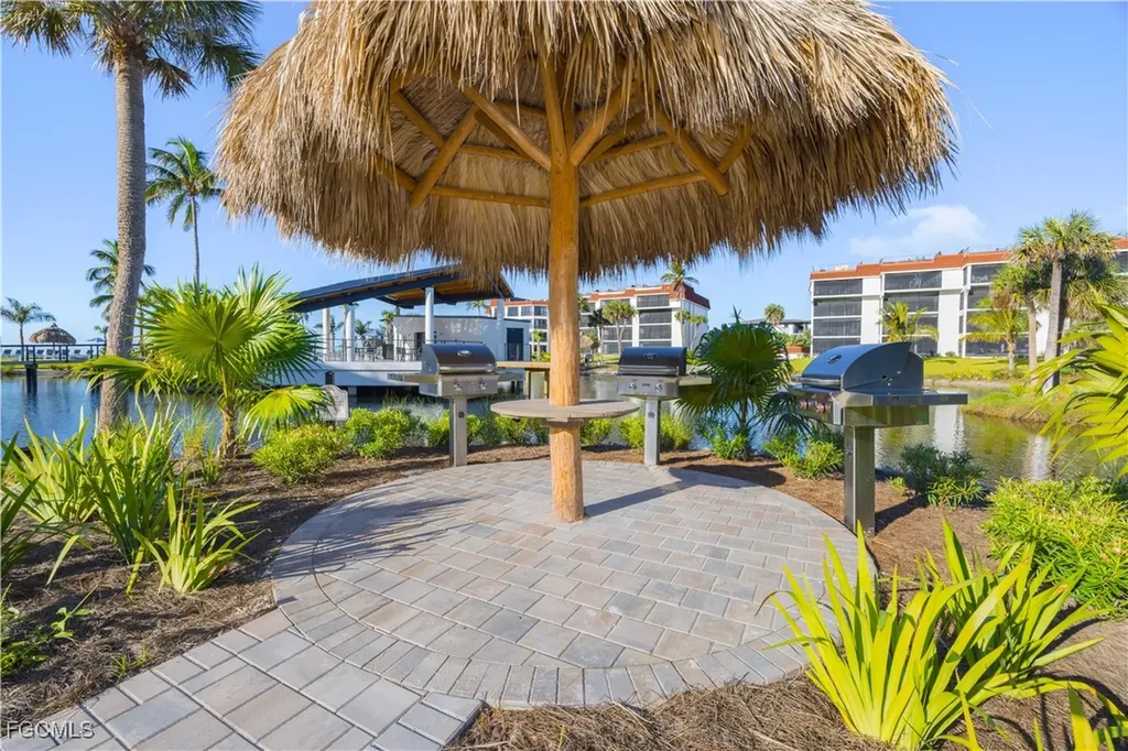 2445 W Gulf Drive Sanibel FL 33957