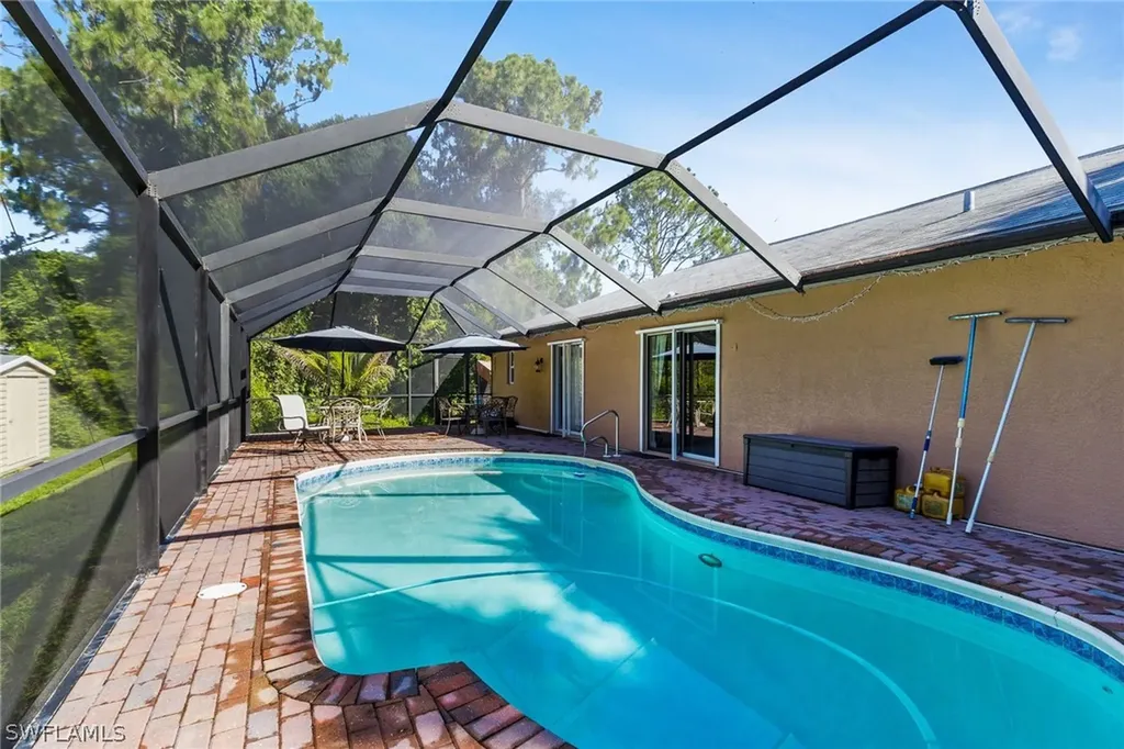 4709 30th Street SW Lehigh Acres FL 33973
