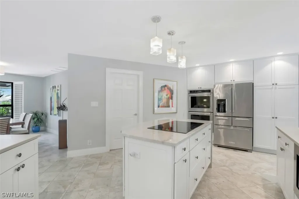2201 Noble Court Naples FL 34110
